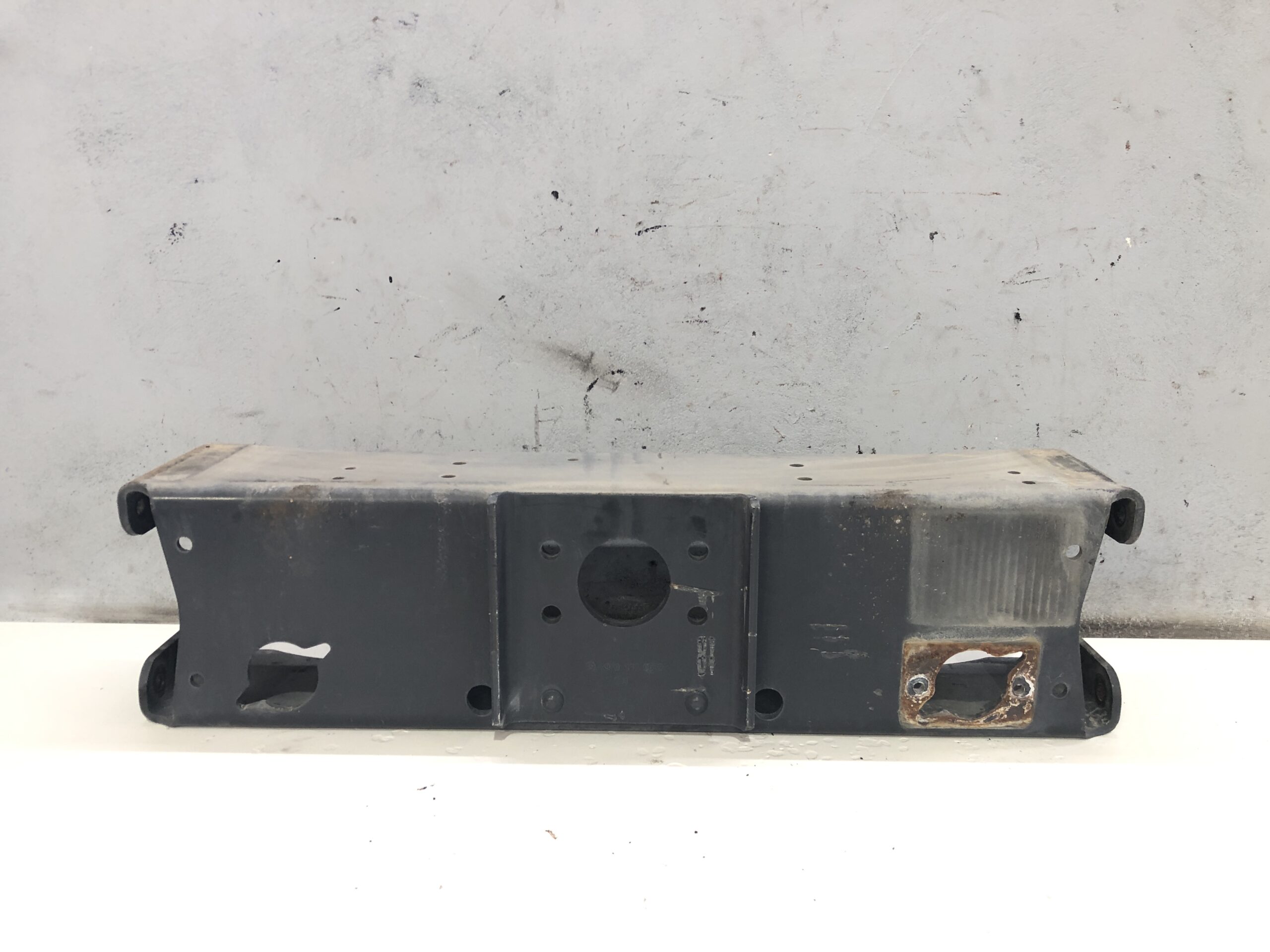 Trekbalk Atego3 / A 970 312 02 35 / A9703120235